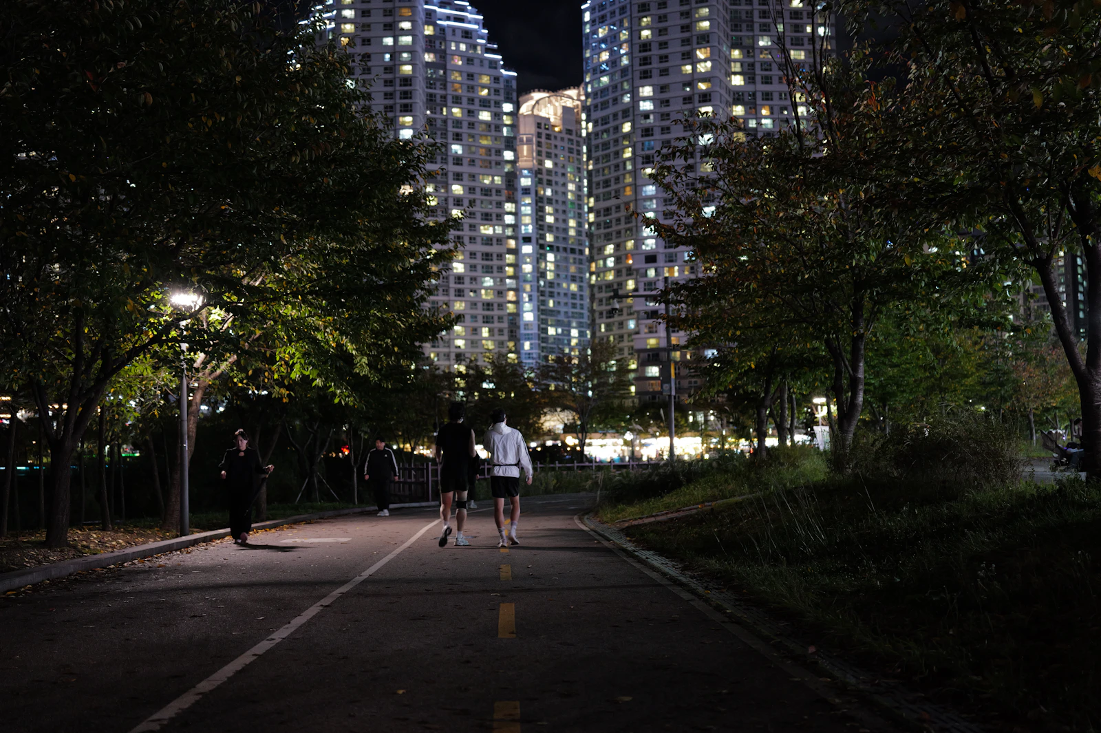 快走與慢跑是最普及的有氧運動