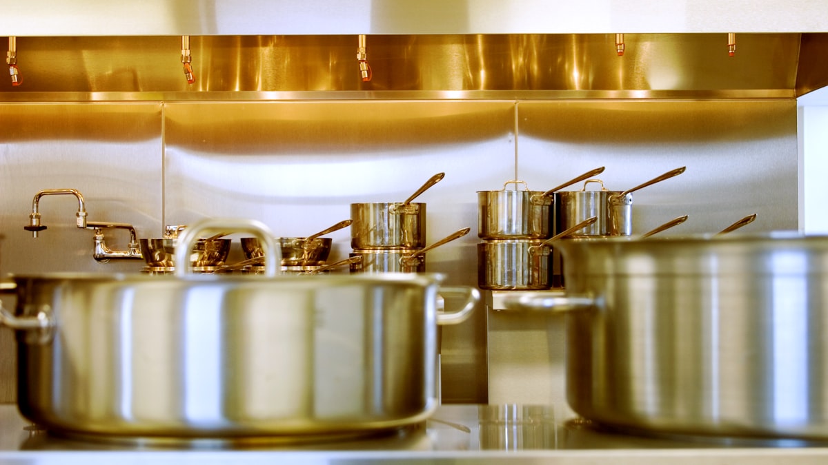 不鏽鋼鍋具是無塗層替代方案的主流選擇