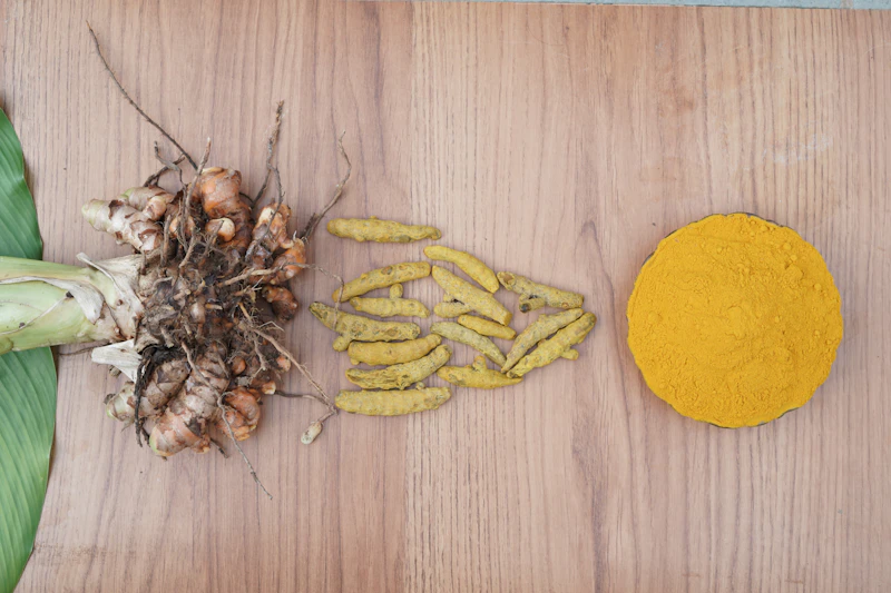 薑黃粉——煮菜用是安全的，但高濃度萃取物有肝損傷風險